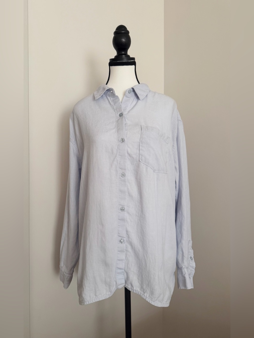Athleta Retreat Linen Top 100% Linen Button Down Pale Blue Large